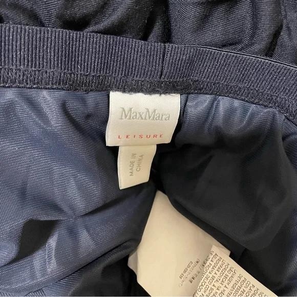 MaxMara Black Midi Lining Skirt Size Large - Picture 4 of 5